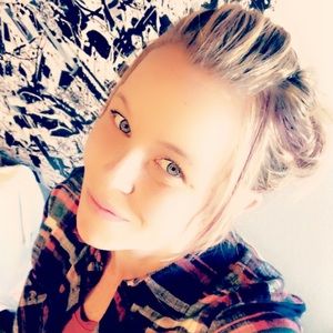 Meet your Posher, Britney